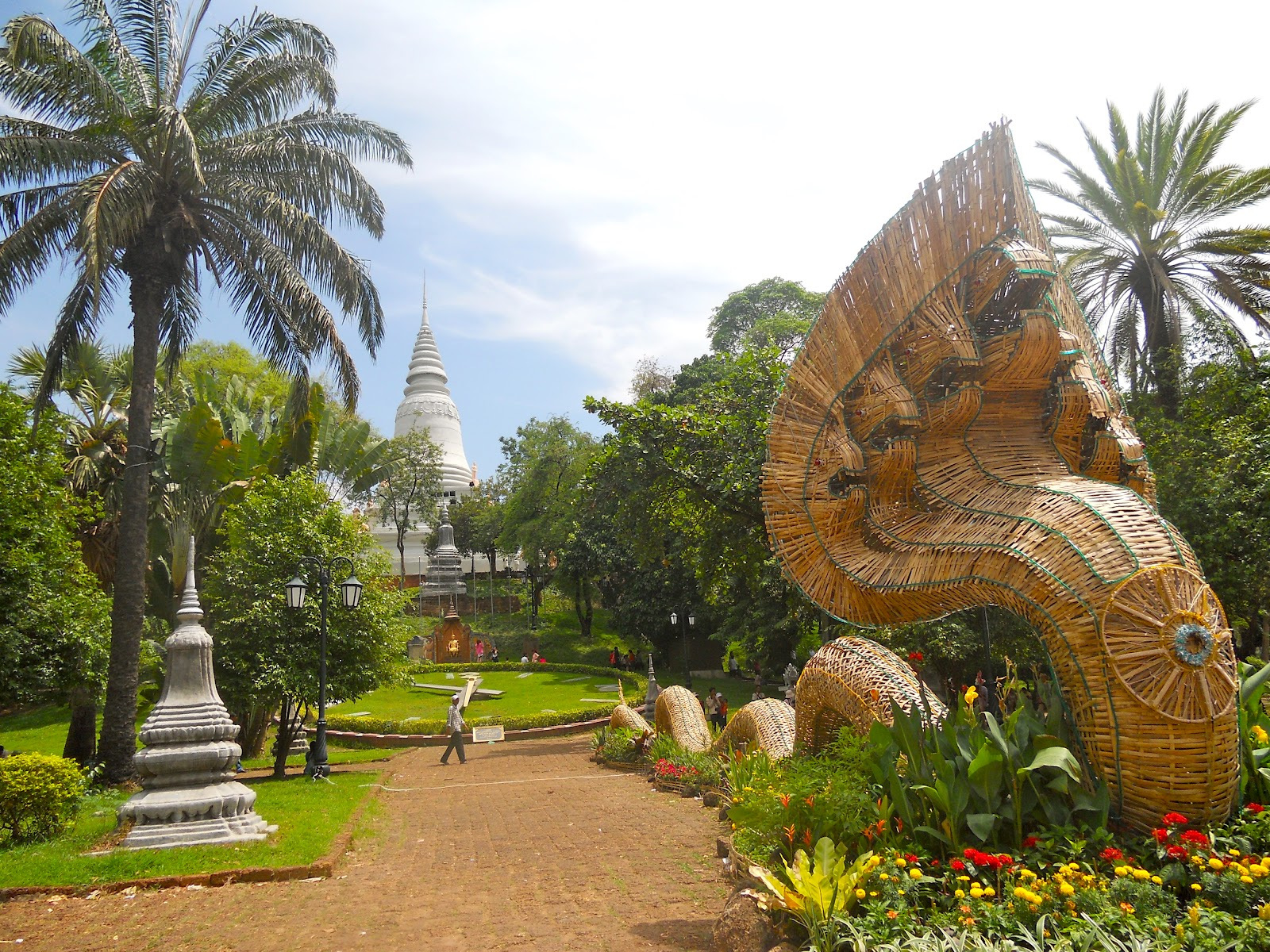 attraction-Wat Phnom, Cambodia 2.jpg